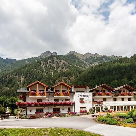 Graushof Hotell Val di Vizze Eksteriør bilde