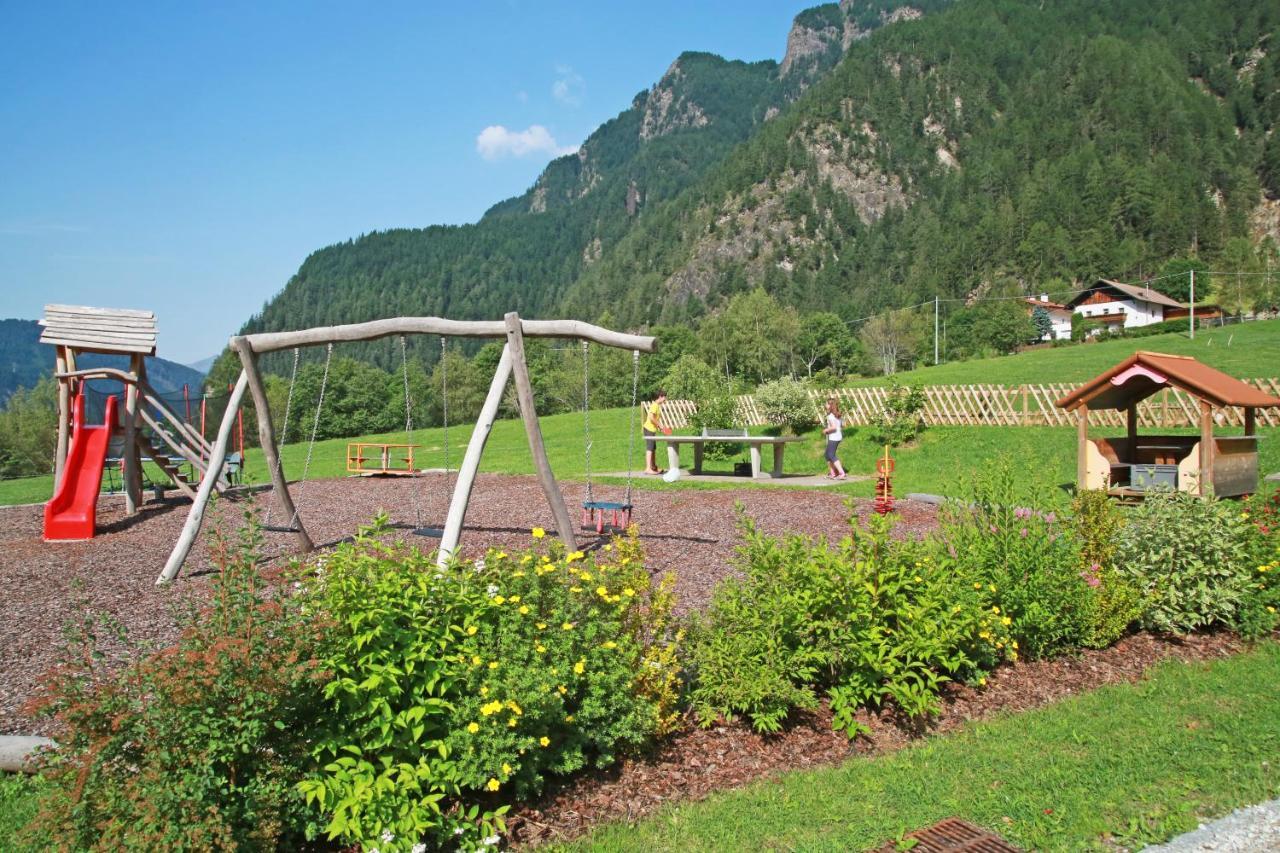 Graushof Hotell Val di Vizze Eksteriør bilde