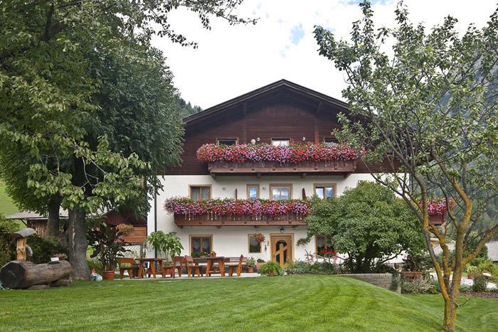 Graushof Hotell Val di Vizze Eksteriør bilde
